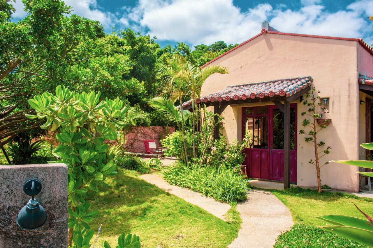 Somos Bed & Breakfast Kunigami Ngoại thất bức ảnh